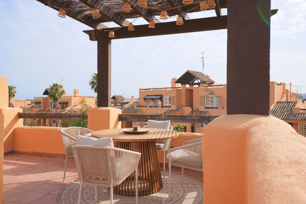 Penthouse te koop in Casares | 2 slaapkamers H5084185