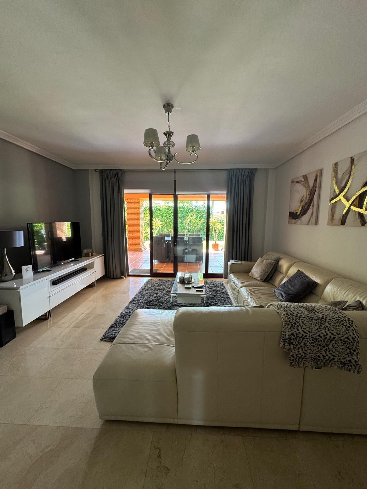 Appartement te koop in Casares | 3 slaapkamers H5106124