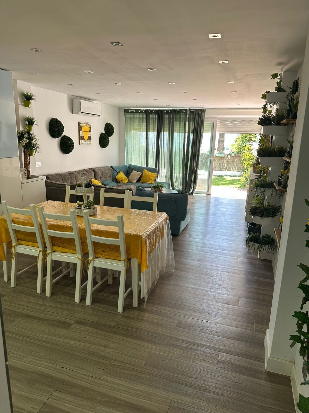 Appartement te koop in Casares Playa | 1 slaapkamers H5114695