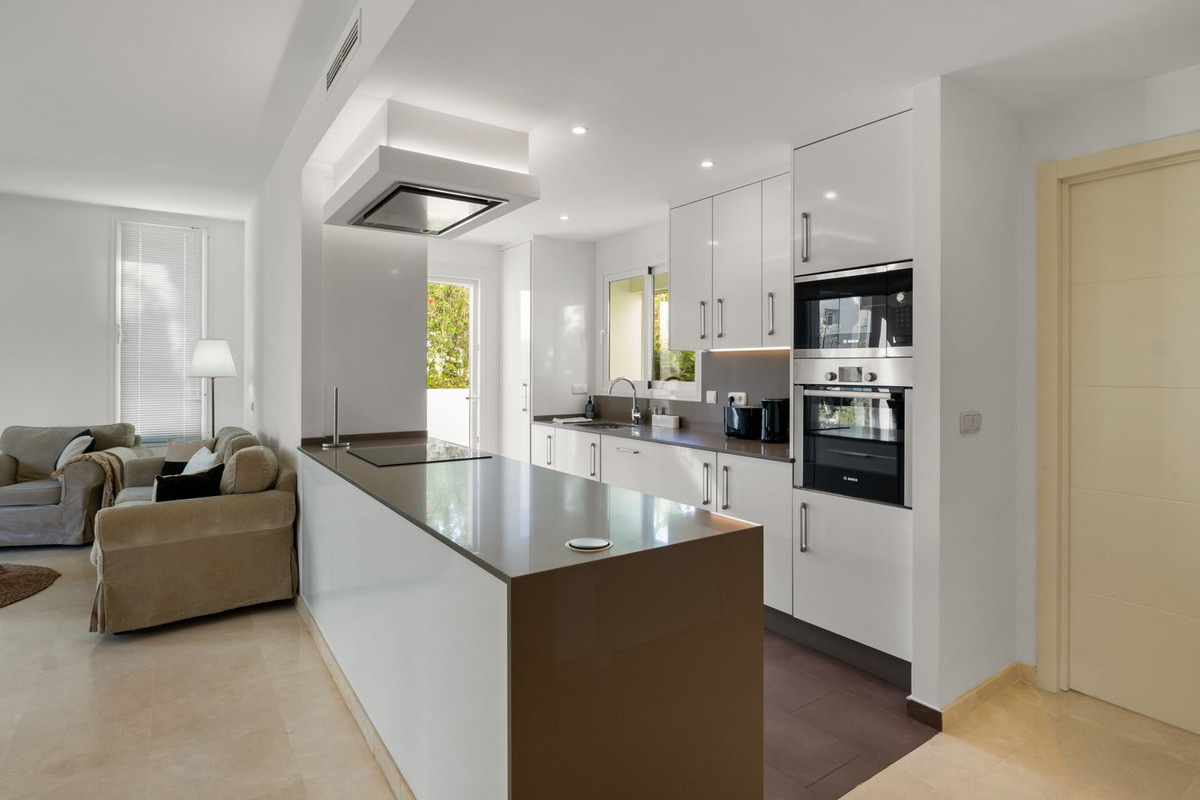 Appartement te koop in Casares | 2 slaapkamers H5119639