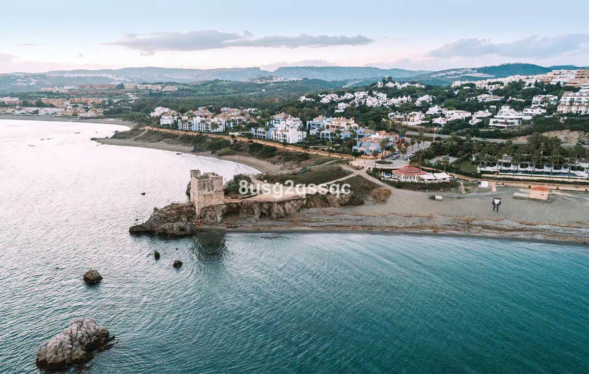 Apartment for sale in Casares | 2 bedrooms H5124058