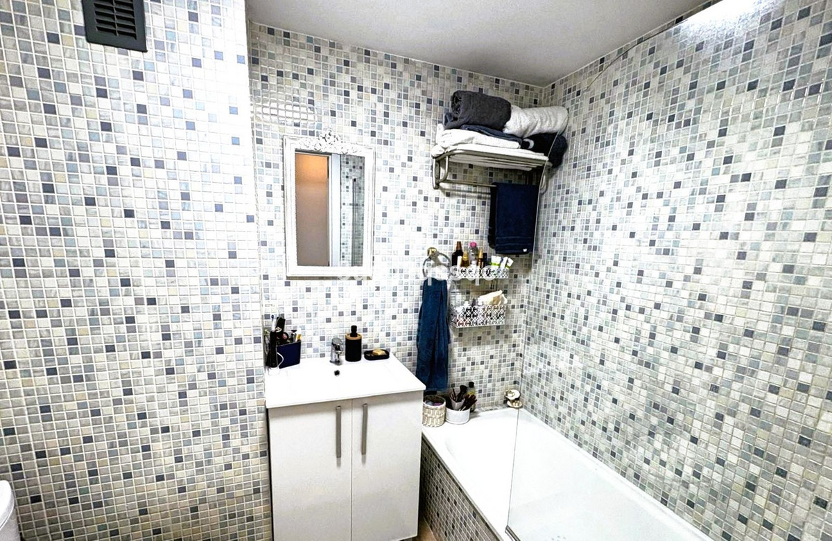 Apartment for sale in Casares | 2 bedrooms H5124058