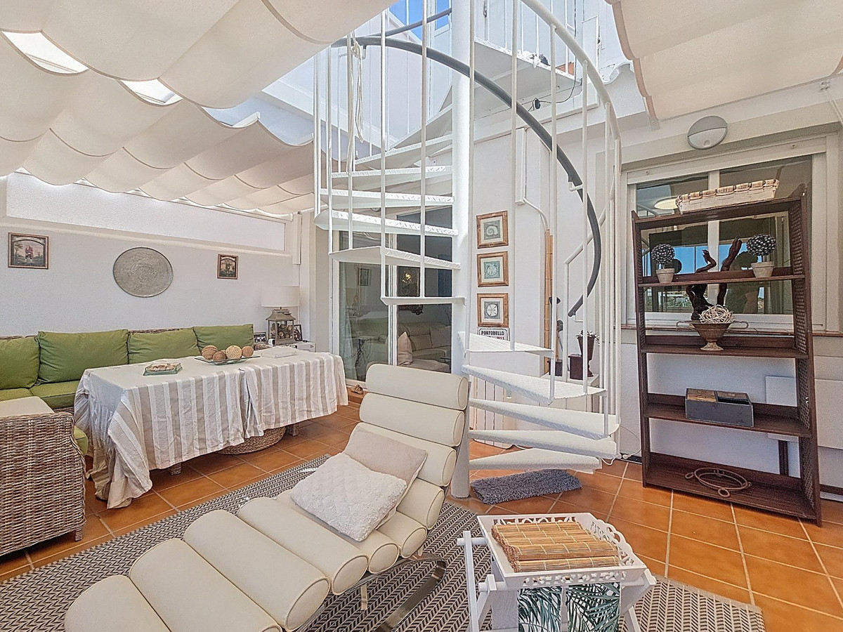 Penthouse te koop in Casares | 3 slaapkamers H5126332
