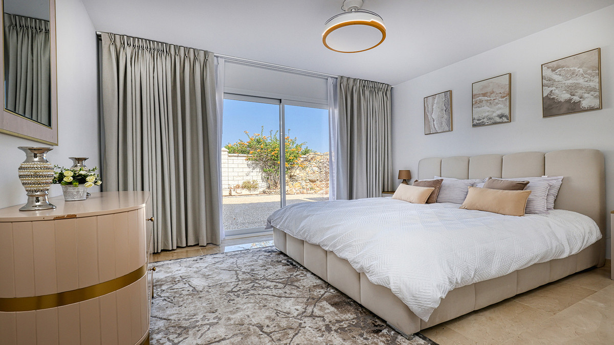 Huis te koop in Casares | 5 slaapkamers H5134810
