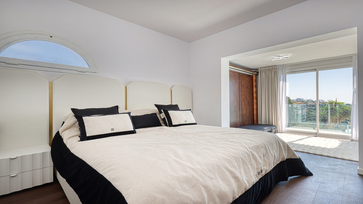 Huis te koop in Casares | 5 slaapkamers H5134810