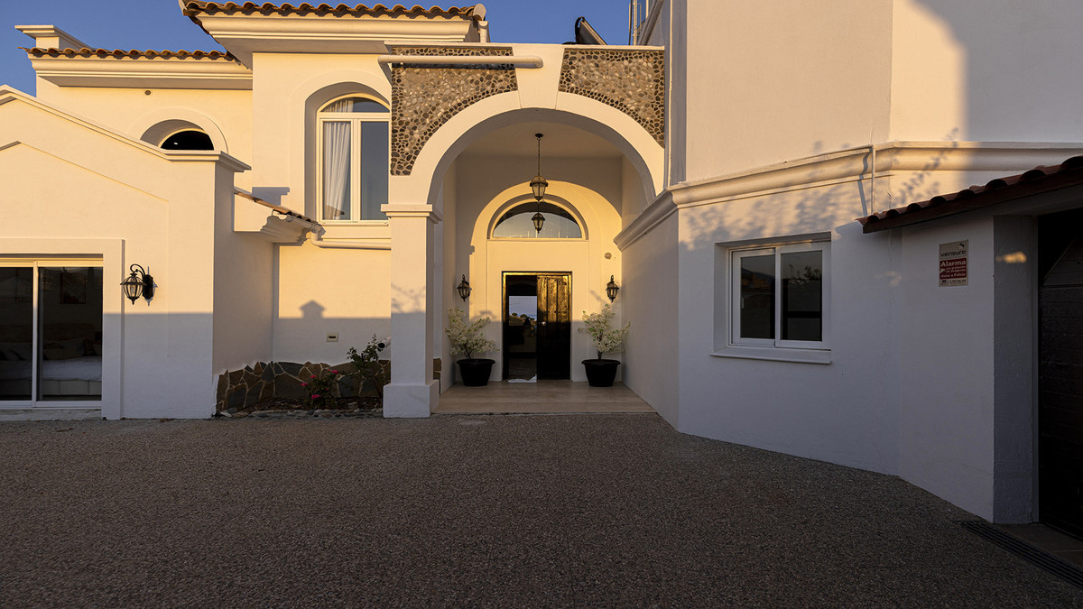 Huis te koop in Casares | 5 slaapkamers H5134810