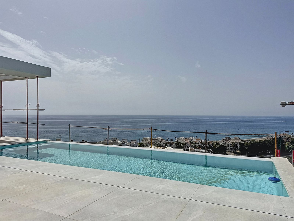 Appartement te koop in Casares | 4 slaapkamers H5143879