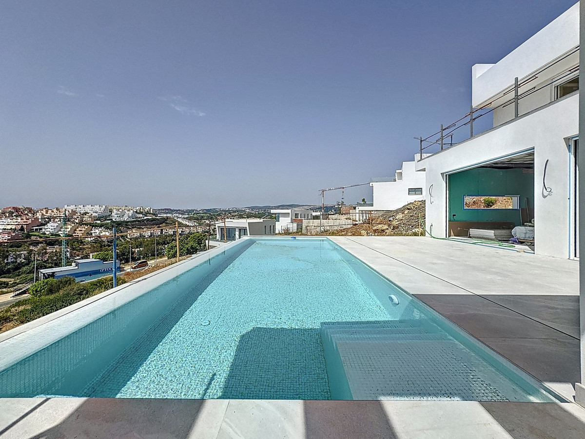 Appartement te koop in Casares | 4 slaapkamers H5143879