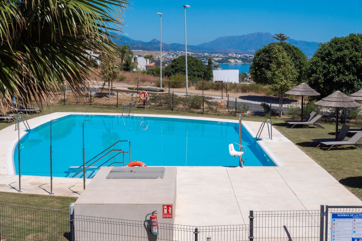 Appartement te koop in Casares | 2 slaapkamers H5153041
