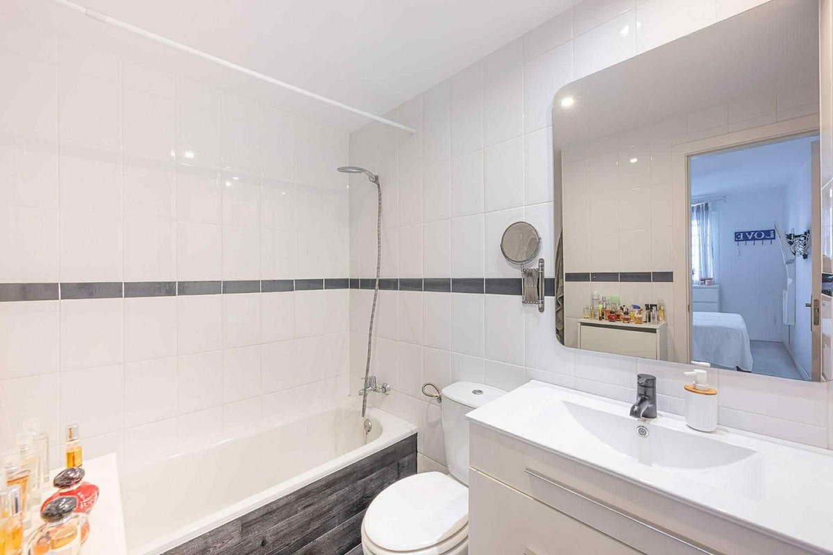 Appartement te koop in Casares | 3 slaapkamers H5155966