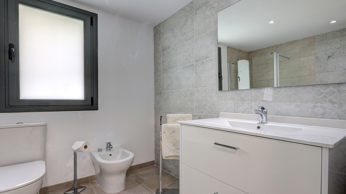 Appartement te koop in Casares | 3 slaapkamers H5159701