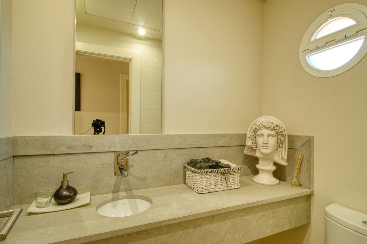 Property main view 33