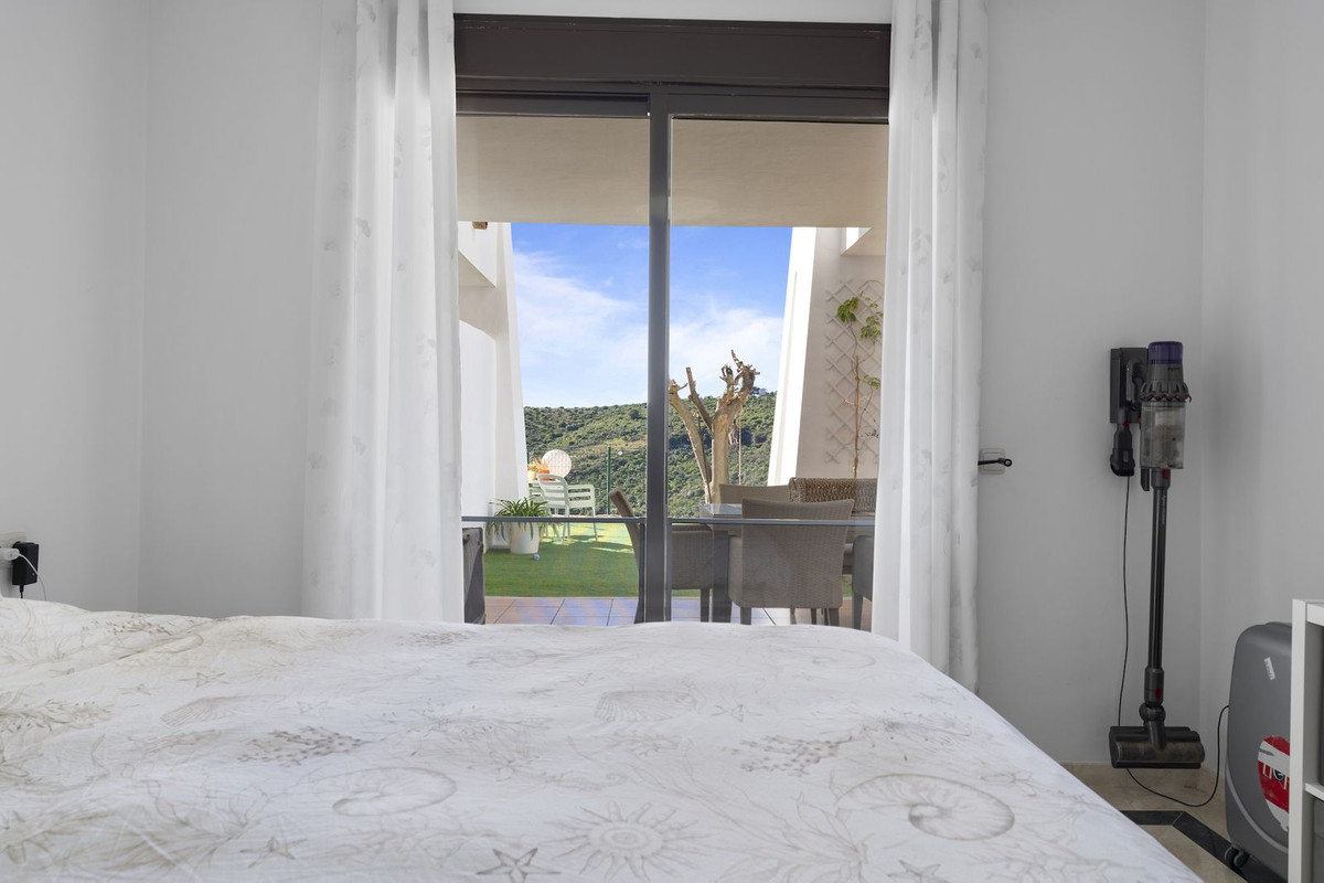 Appartement te koop in Casares | 2 slaapkamers H5225503