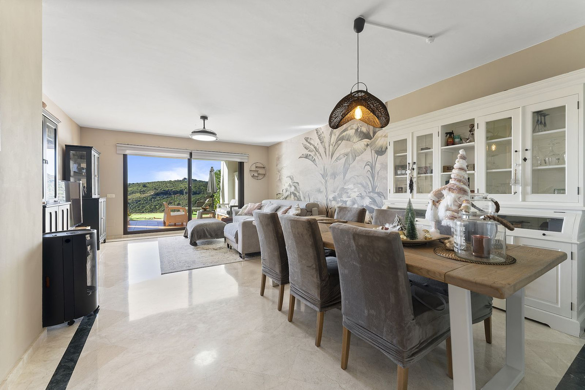 Appartement te koop in Casares | 2 slaapkamers H5225503