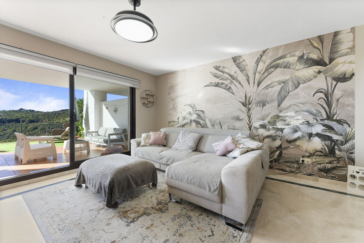 Appartement te koop in Casares | 2 slaapkamers H5225503