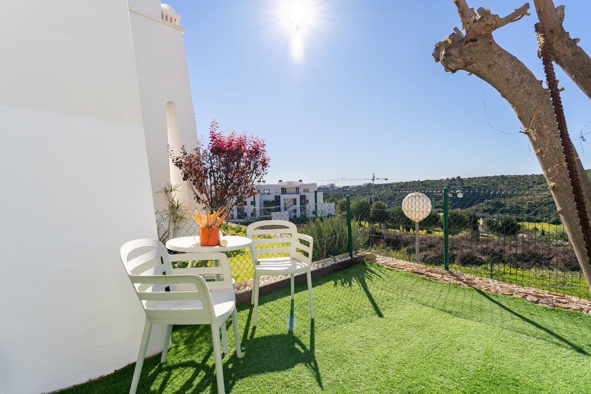 Appartement te koop in Casares | 2 slaapkamers H5225503
