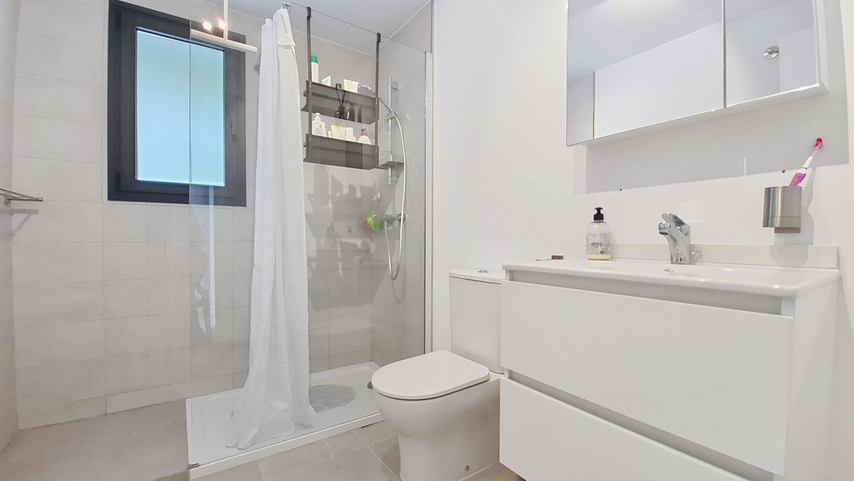 Appartement te koop in Casares | 3 slaapkamers H5256706