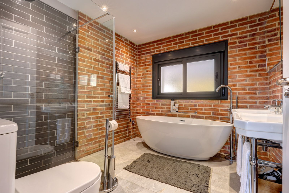 Huis te koop in Casares | 4 slaapkamers H5259436