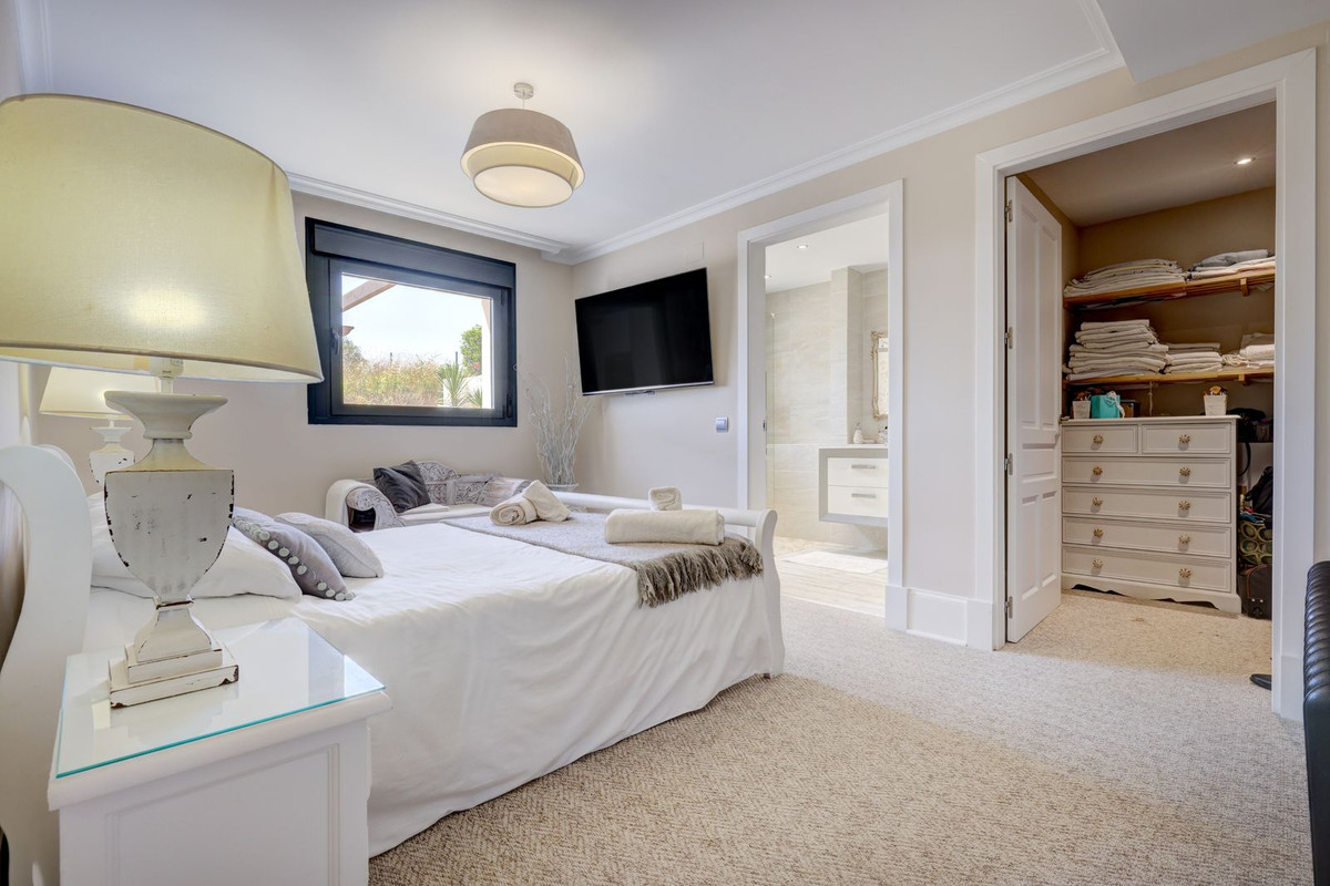 Huis te koop in Casares | 4 slaapkamers H5259436