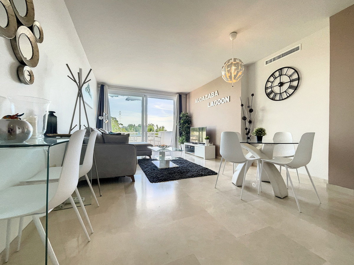 Appartement te koop in Casares | 2 slaapkamers H5294356