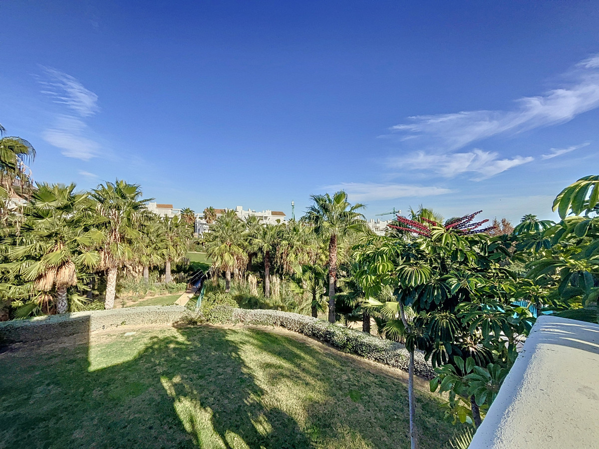 Appartement te koop in Casares | 2 slaapkamers H5294356