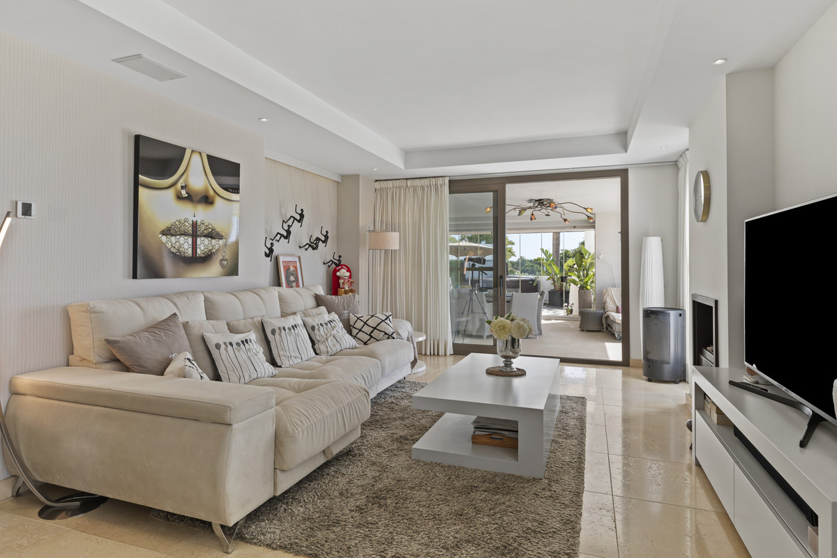 Appartement te koop in Casares | 2 slaapkamers H5348257