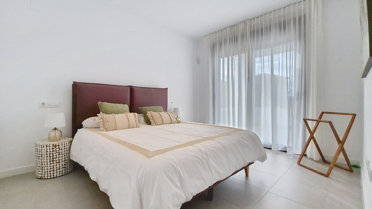 Appartement te koop in Casares | 3 slaapkamers H5359909