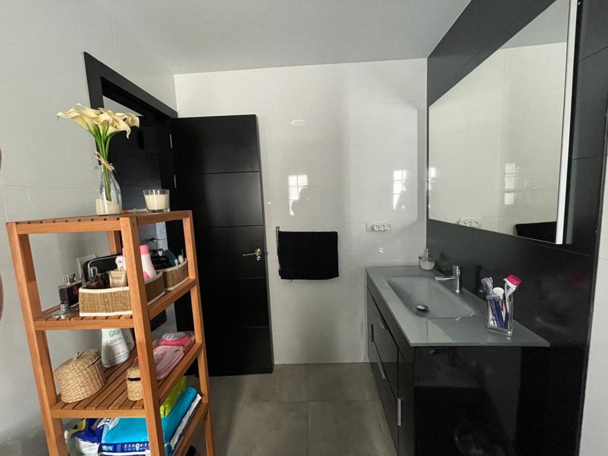Huis te koop in Casares | 3 slaapkamers H5386876