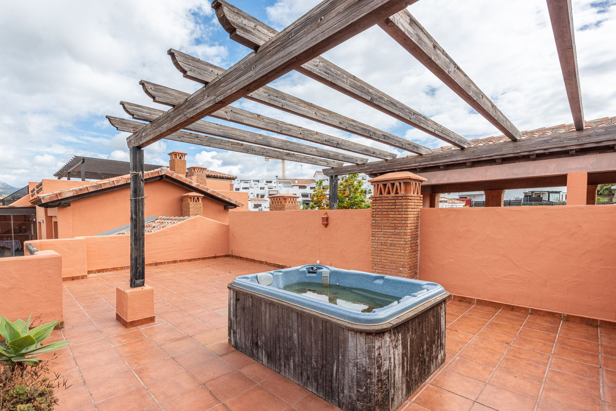 Huis te koop in Casares | 2 slaapkamers H5390515