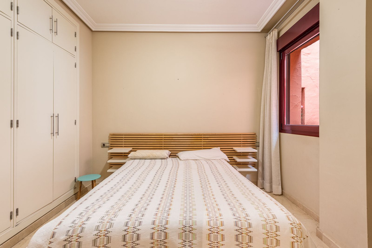 Appartement te koop in Casares | 2 slaapkamers H5390785