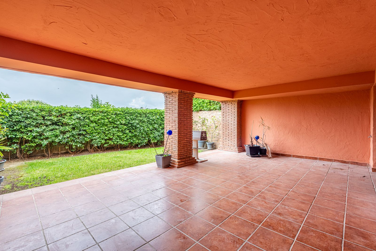 Appartement te koop in Casares | 2 slaapkamers H5390785