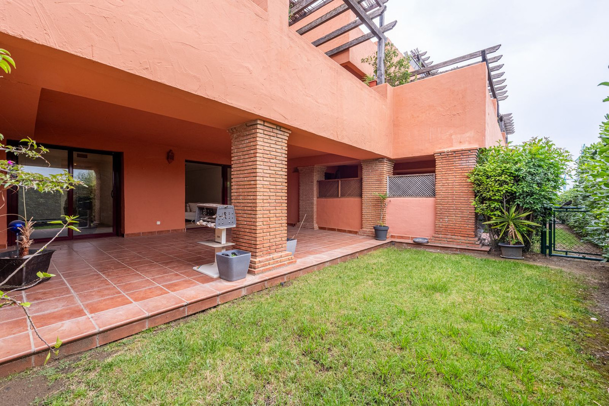 Appartement te koop in Casares | 2 slaapkamers H5390785