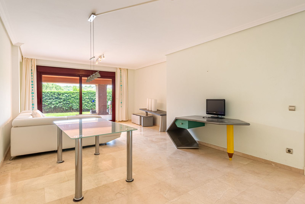 Appartement te koop in Casares | 2 slaapkamers H5390785