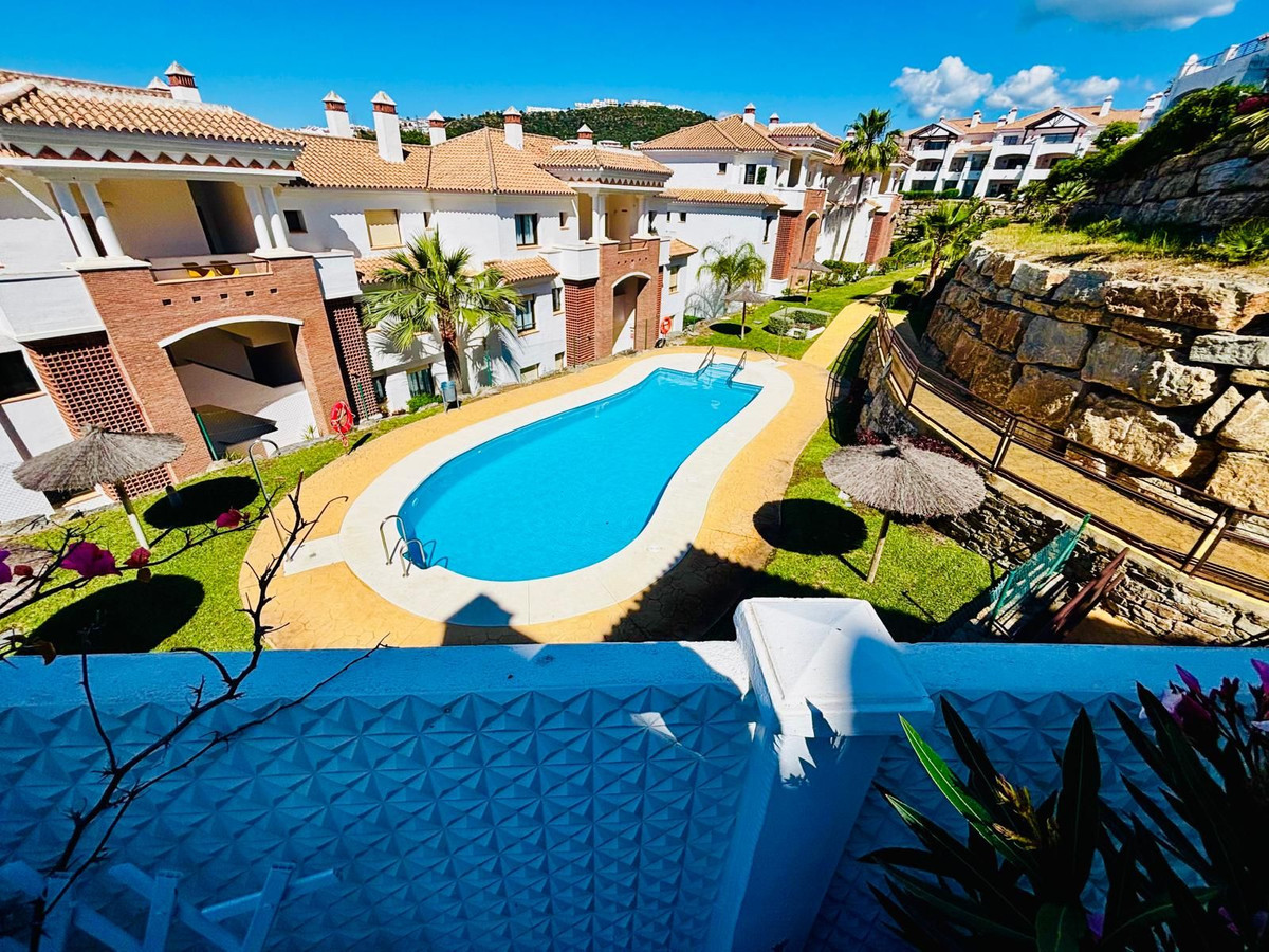 Appartement te koop in Casares | 2 slaapkamers H5393359