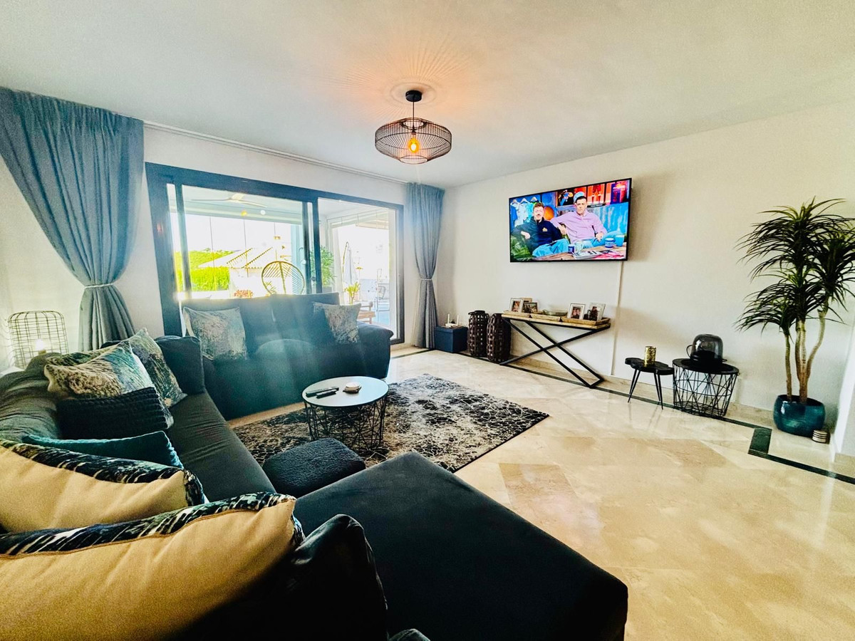 Appartement te koop in Casares | 2 slaapkamers H5393359