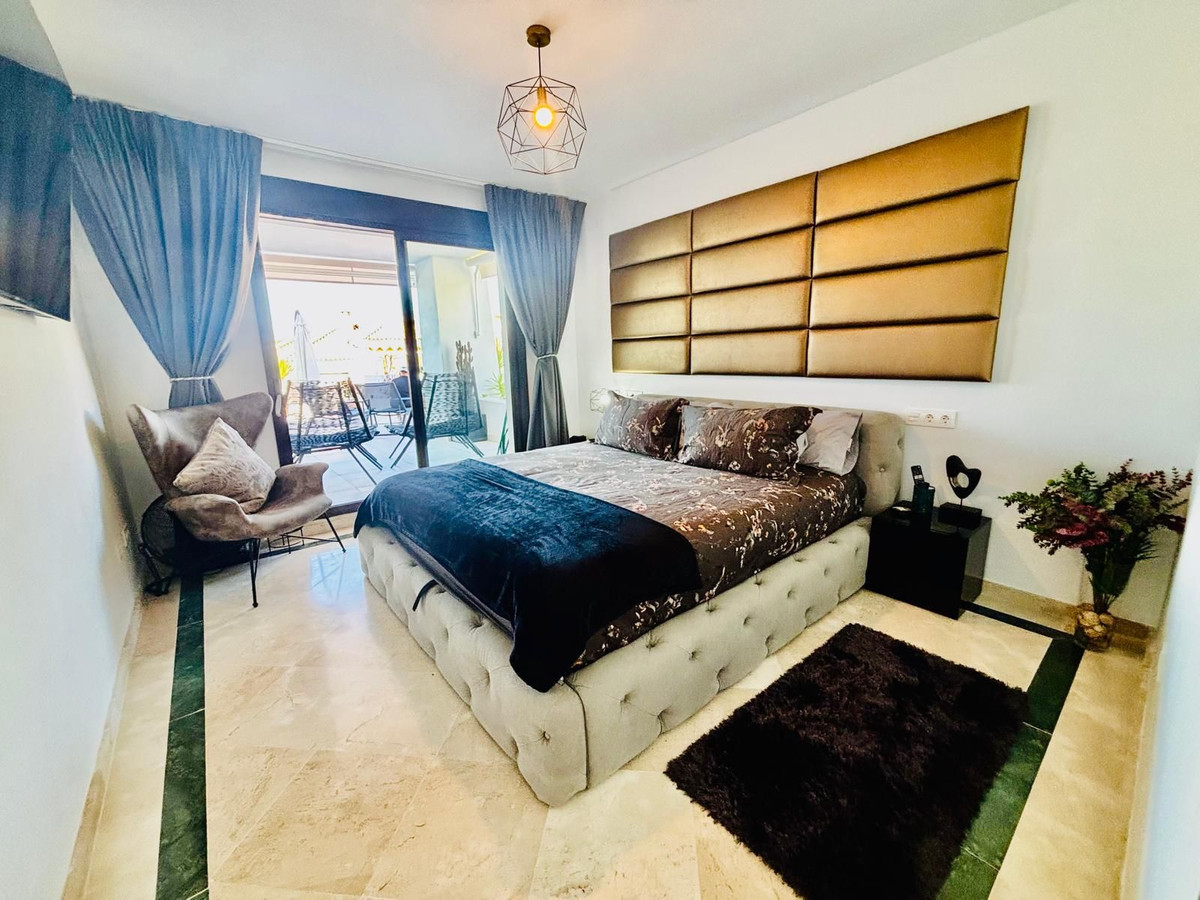 Appartement te koop in Casares | 2 slaapkamers H5393359