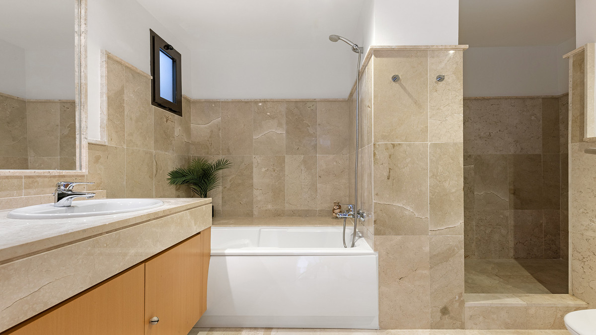 Penthouse te koop in Casares | 3 slaapkamers H5395216