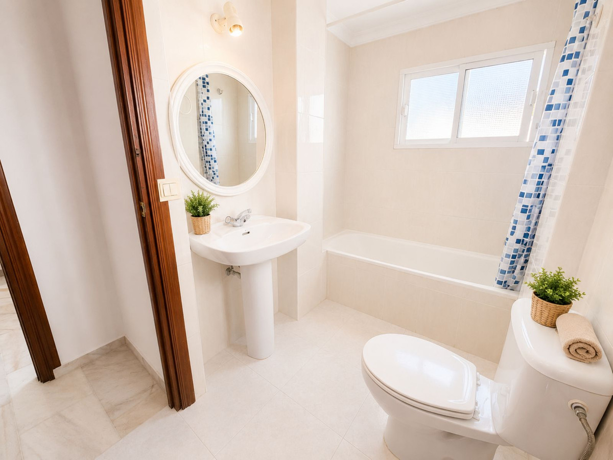 Appartement te koop in Casares | 3 slaapkamers H5407984