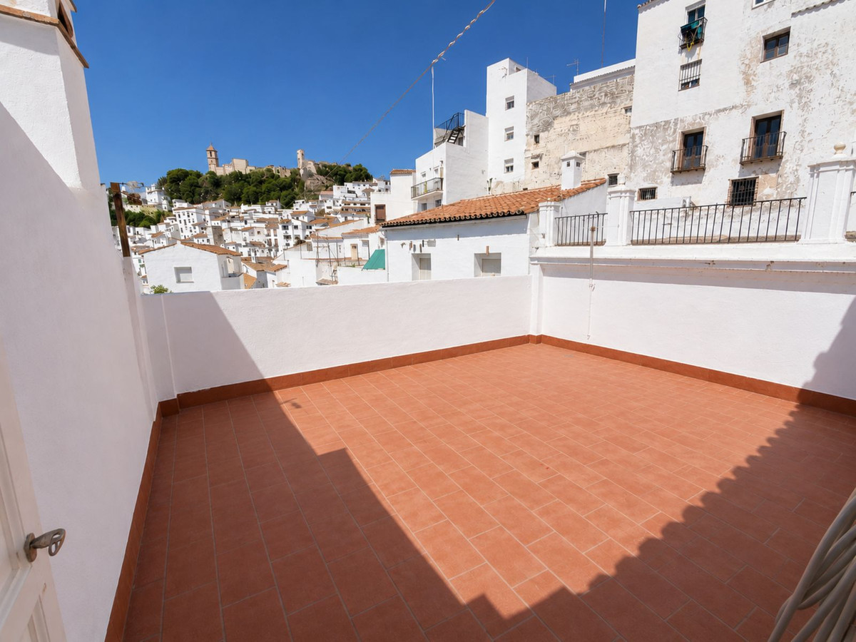 Appartement te koop in Casares | 3 slaapkamers H5407984