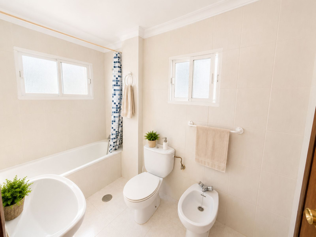 Appartement te koop in Casares | 3 slaapkamers H5407984