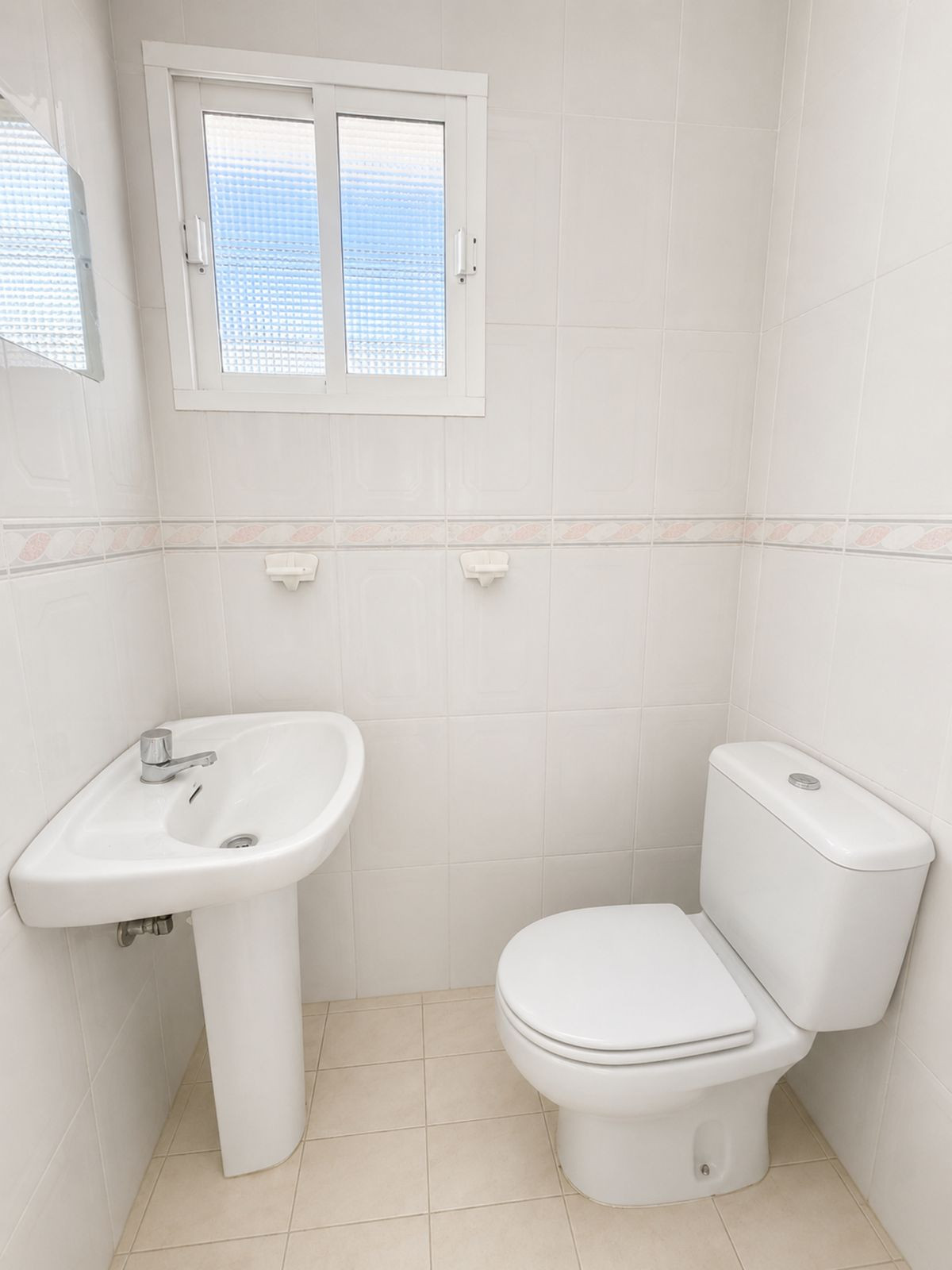 Appartement te koop in Casares | 3 slaapkamers H5407984
