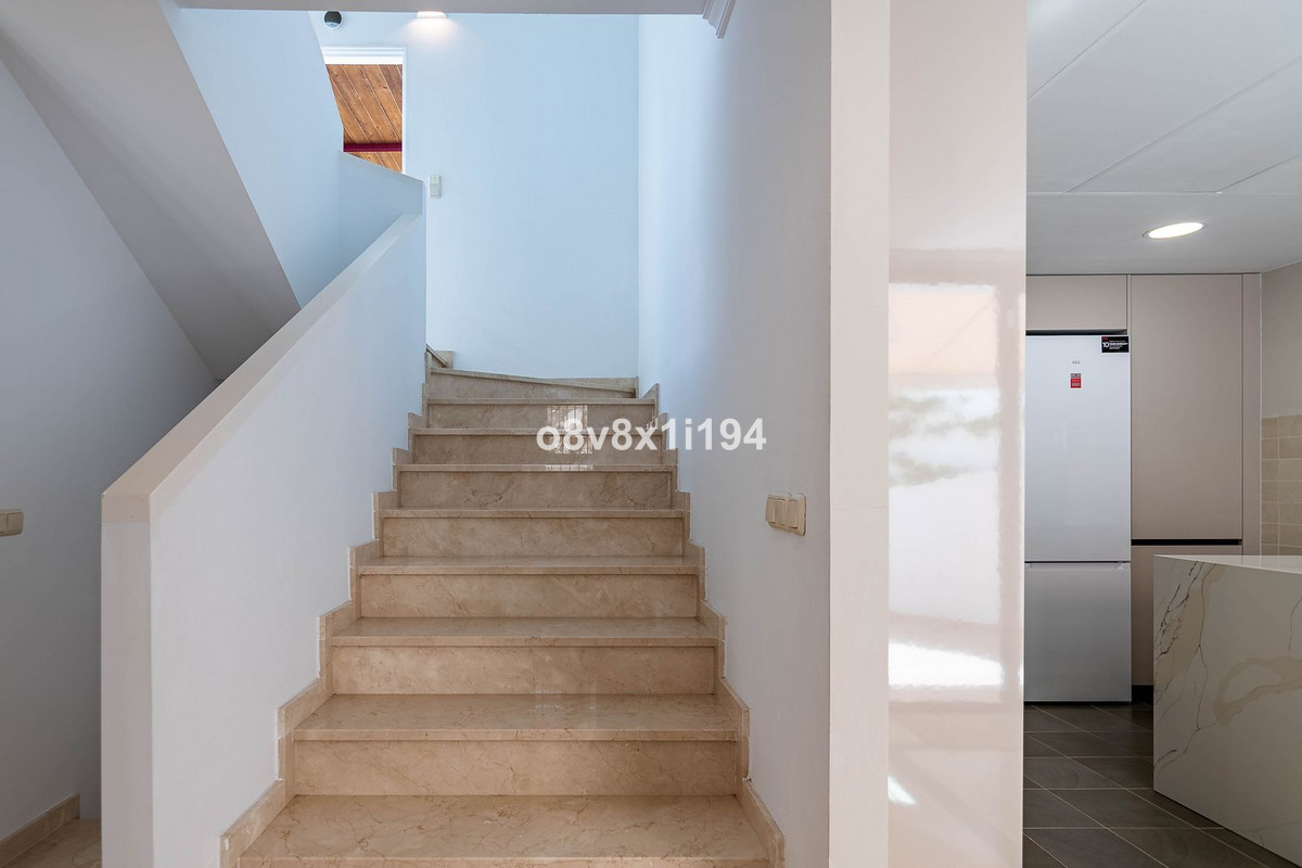 Appartement te koop in Casares | 4 slaapkamers H5408272
