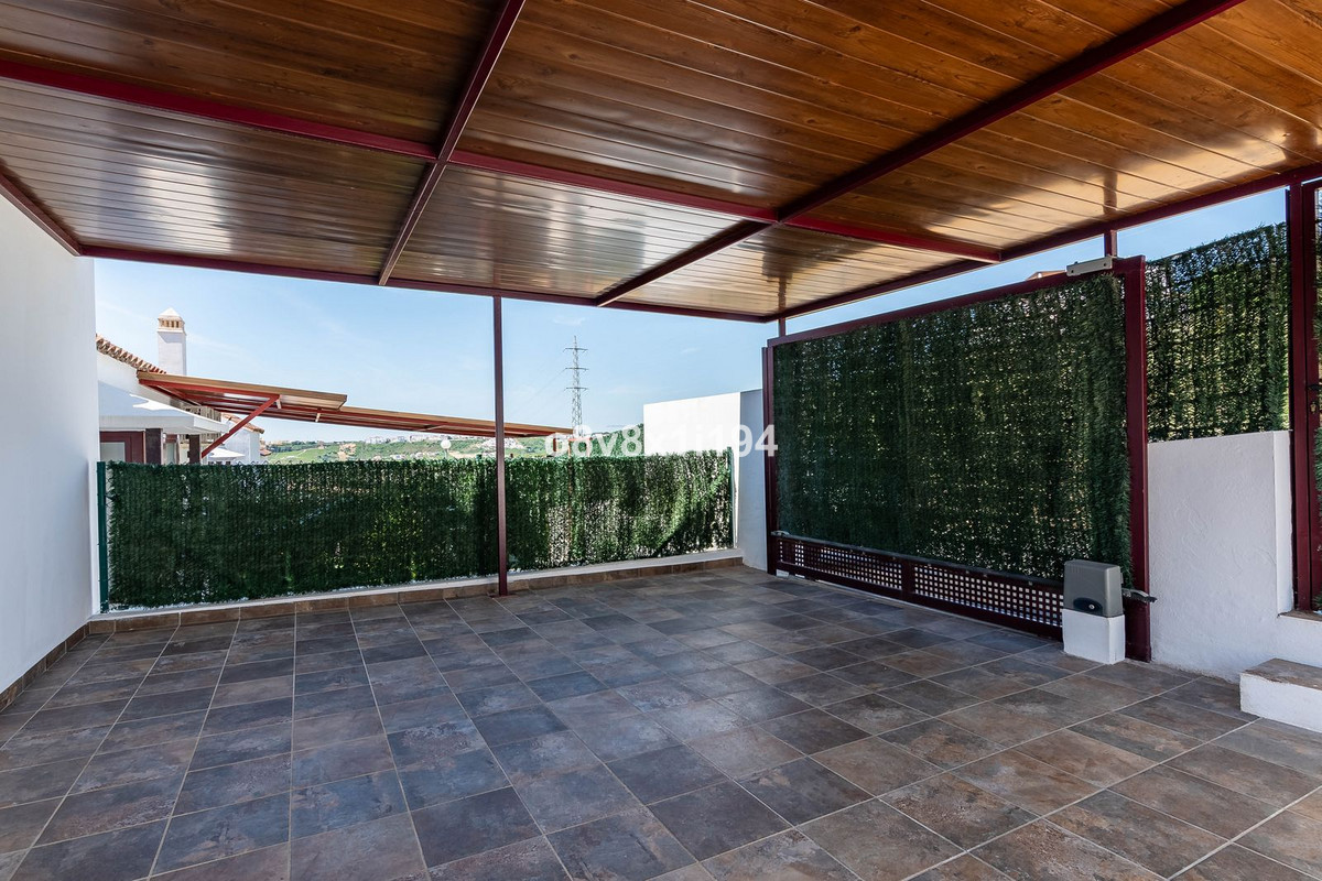 Appartement te koop in Casares | 4 slaapkamers H5408272