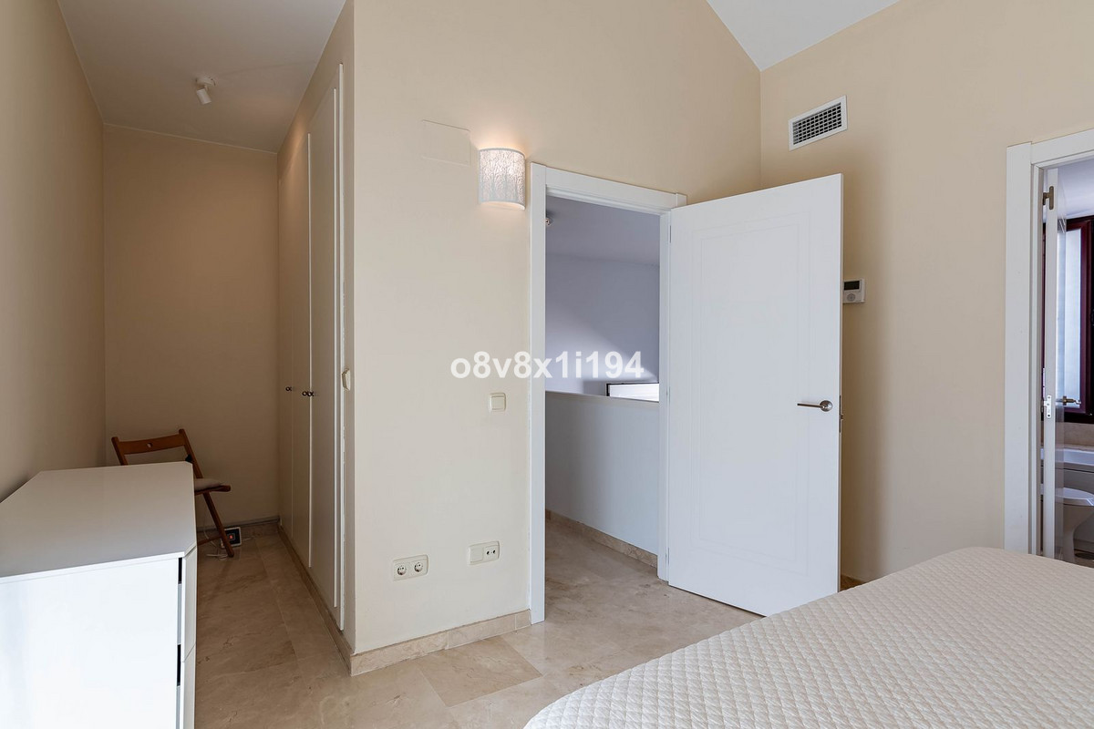Appartement te koop in Casares | 4 slaapkamers H5408272