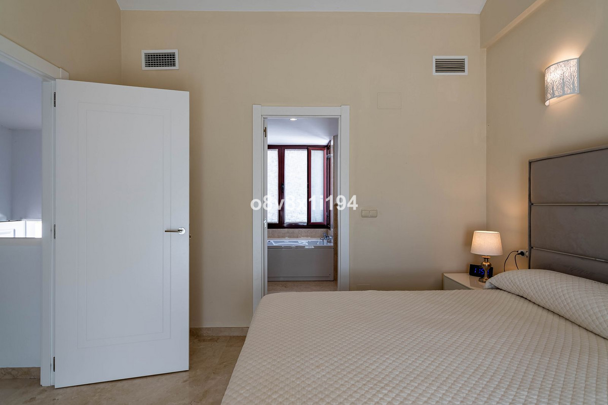 Appartement te koop in Casares | 4 slaapkamers H5408272