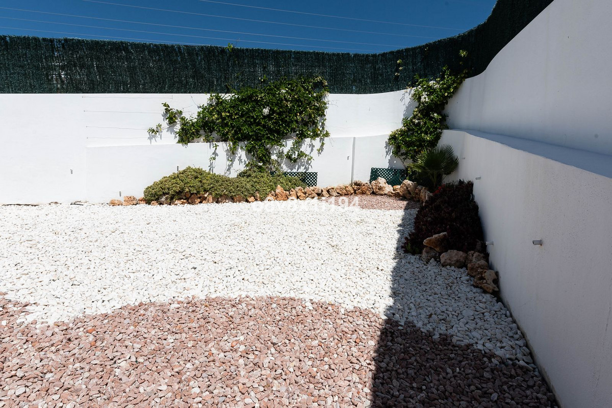 Appartement te koop in Casares | 4 slaapkamers H5408272
