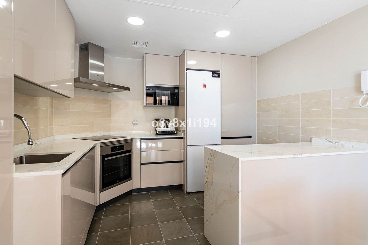 Appartement te koop in Casares | 4 slaapkamers H5408272