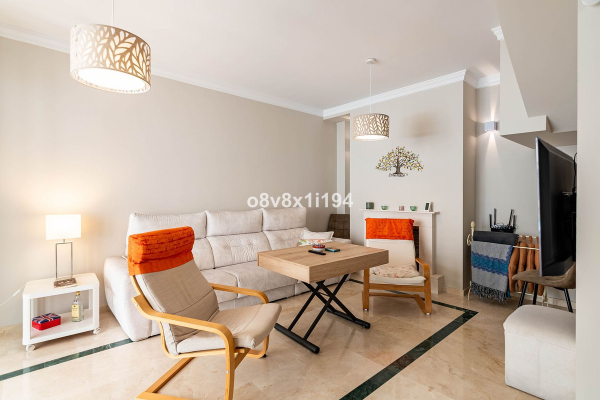 Appartement te koop in Casares | 4 slaapkamers H5408272