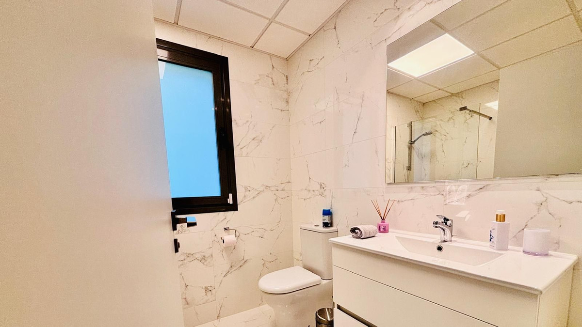Appartement te koop in Casares | 3 slaapkamers H5419894
