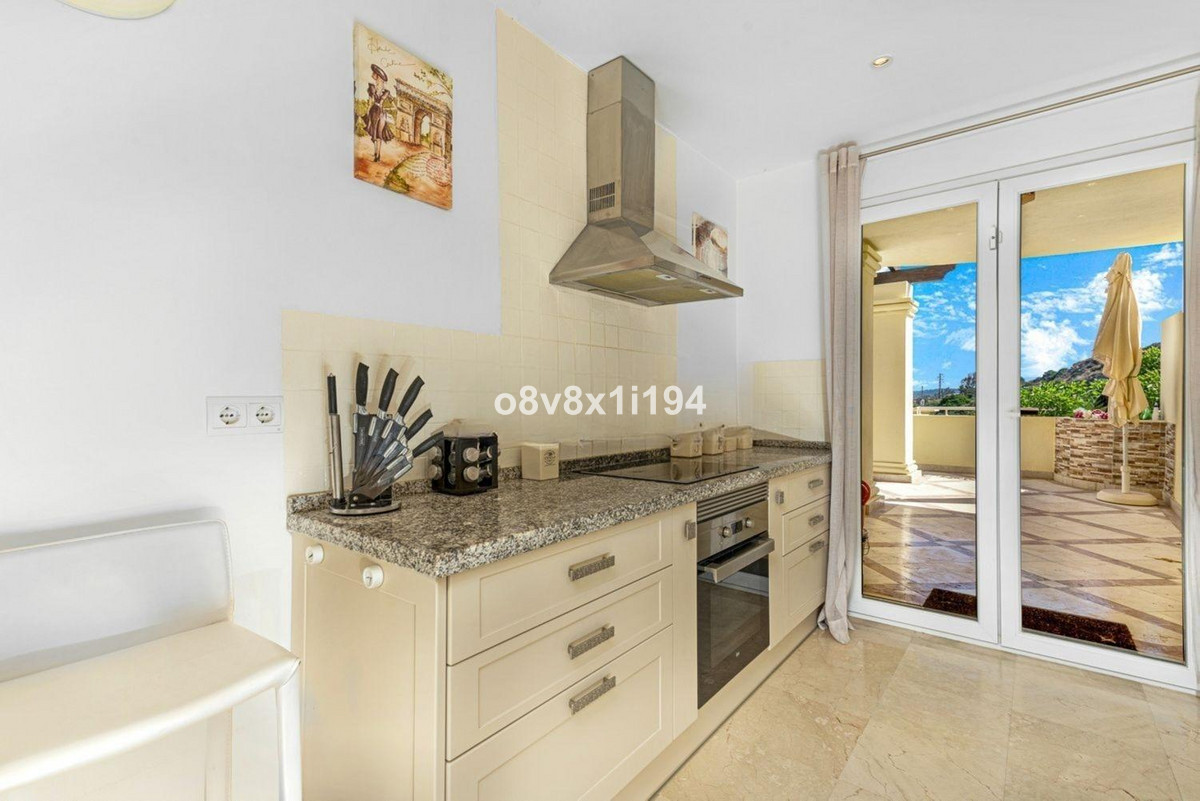 Huis te koop in Casares | 2 slaapkamers H5420248